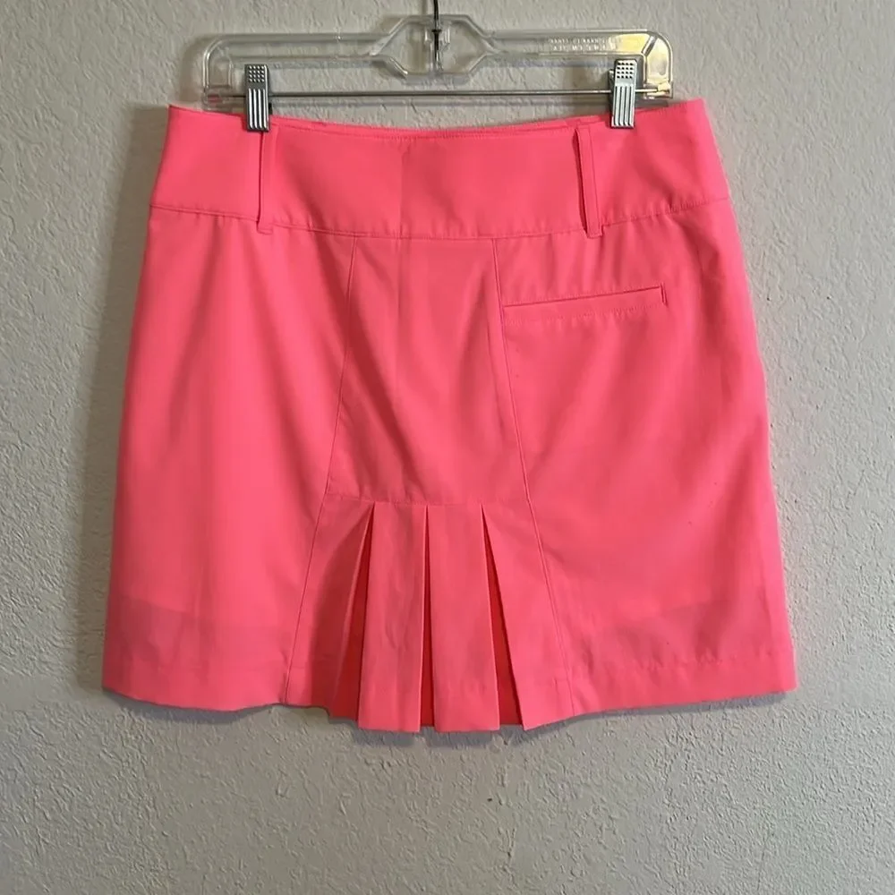 Annika by Cutter & Buck Golf Skort Size 8 Gently Used Pink/white